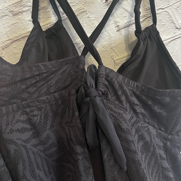 Jessica Simpson Tankini - Picture 10 of 15